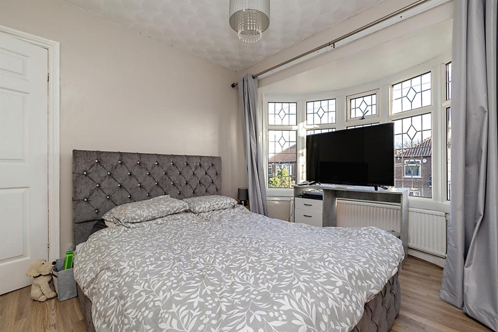 3 bedroom semidetached house for sale in Balfour Terrace