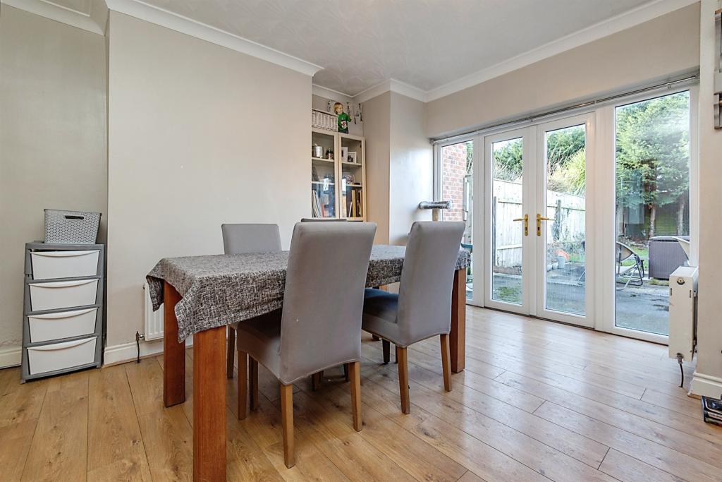 3 bedroom semidetached house for sale in Balfour Terrace