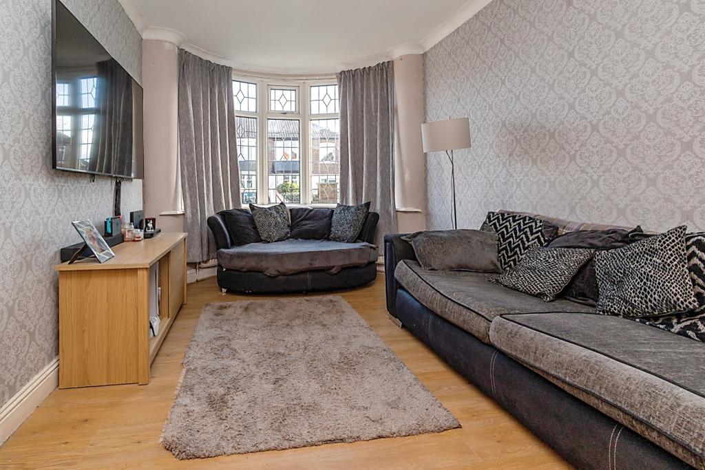 3 bedroom semidetached house for sale in Balfour Terrace