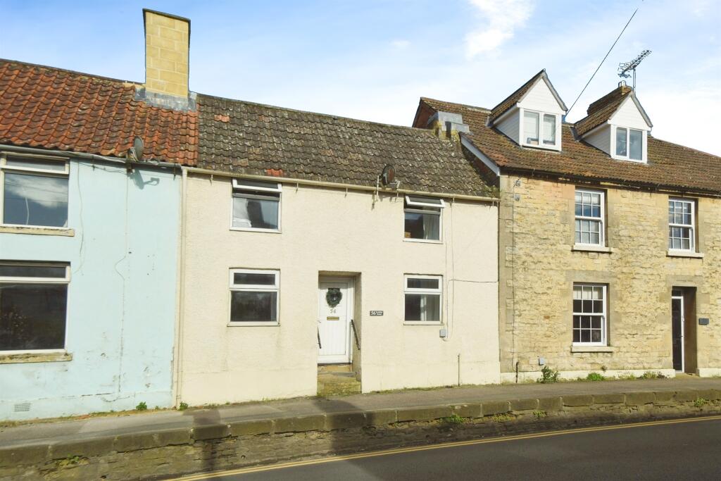 2 bedroom cottage for sale in London Road, Calne, SN11