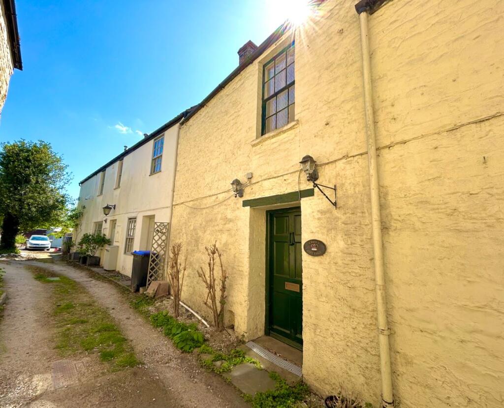 Main image of property: High Street, Calne