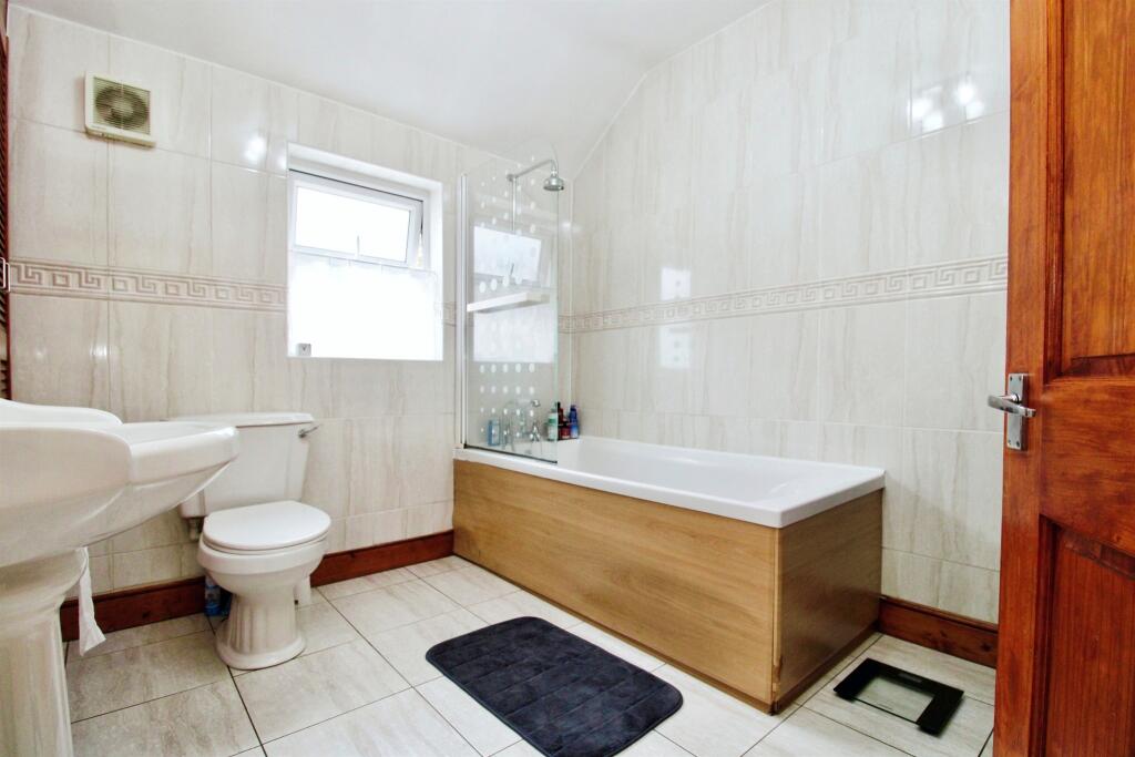 Additional property image - Neville Street, Cardiff