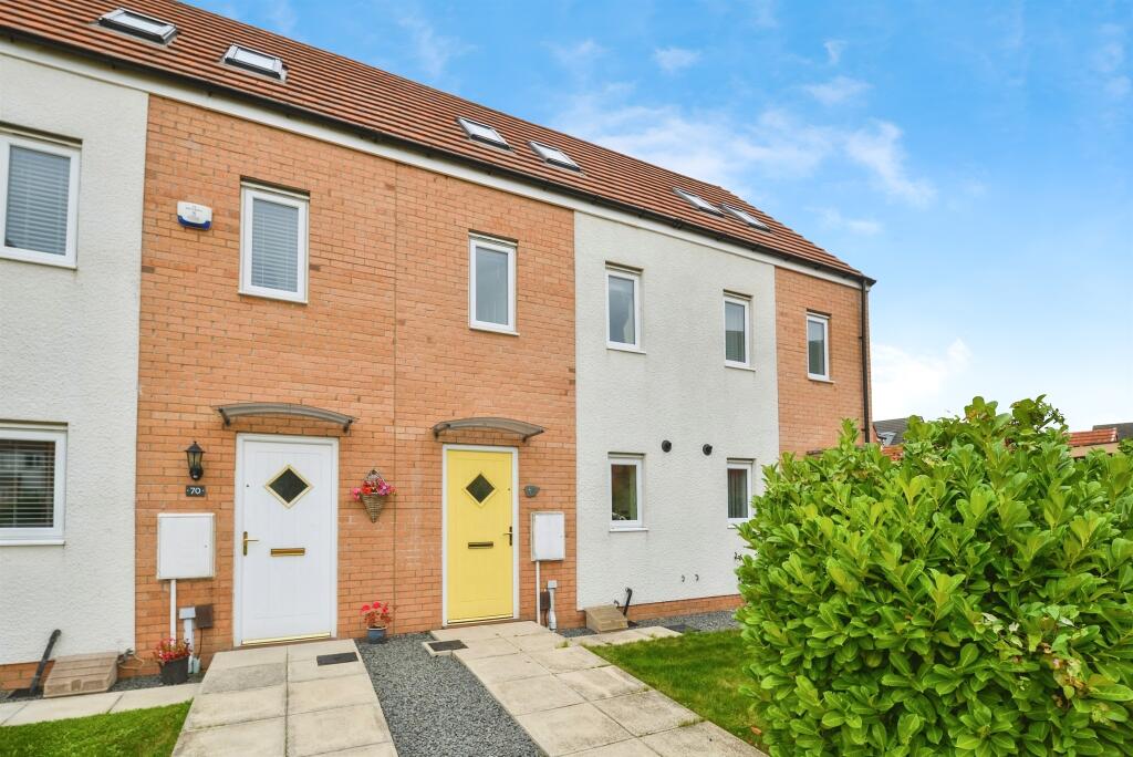 3 bedroom town house