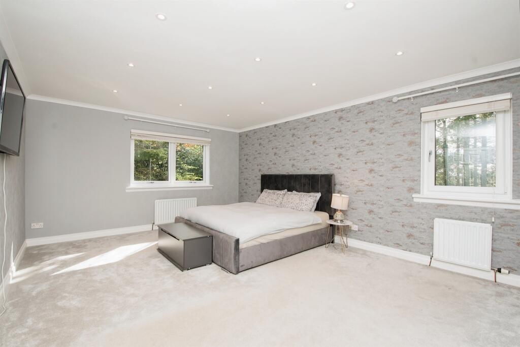 4 bedroom flat for sale in Capelrig Road, Newton Mearns, GLASGOW, G77