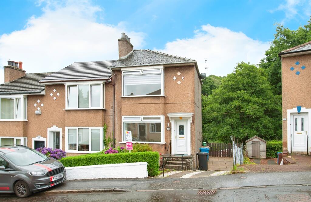 2 bedroom end of terrace house for sale in Moray Gardens, Clarkston
