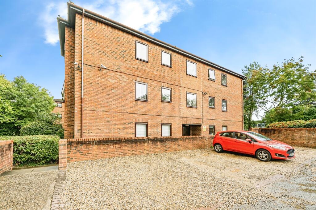 Main image of property: The Paddocks, Marlow