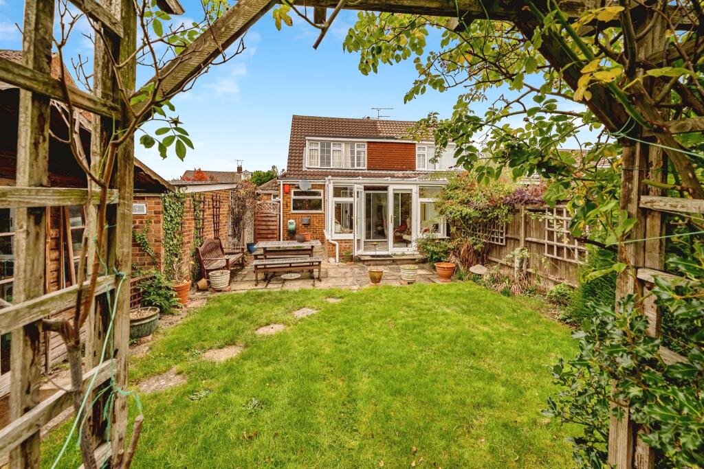 Main image of property: Huntercombe Close, Taplow, Maidenhead