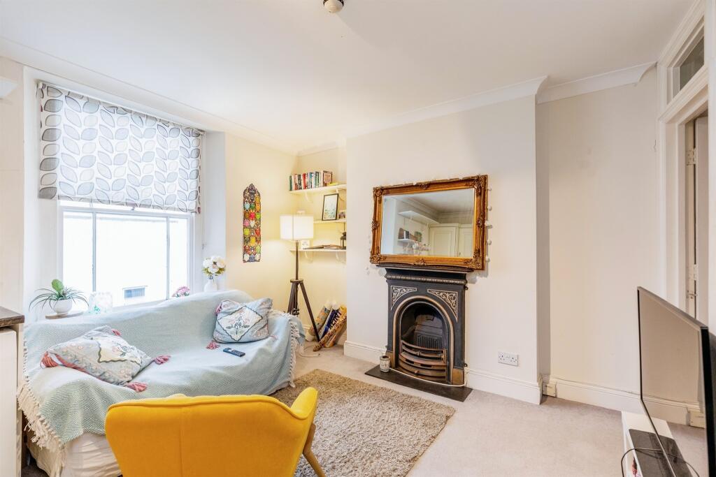 Additional property image - Ambra Vale East, Bristol