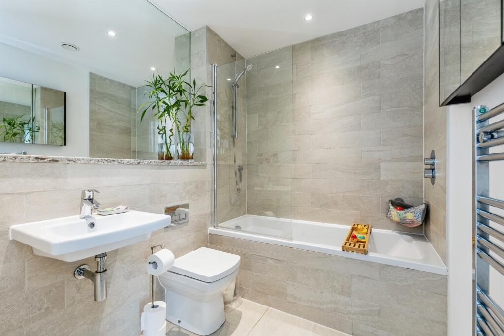 Additional property image - Dean Street, Bristol