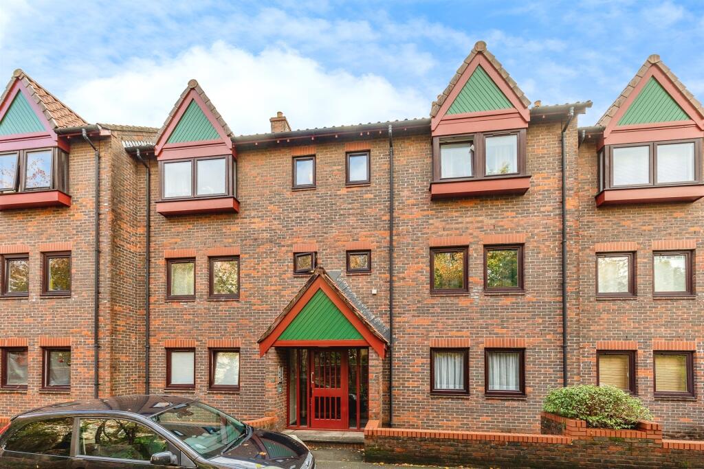 Main image of property: Cumberland Place, Bristol