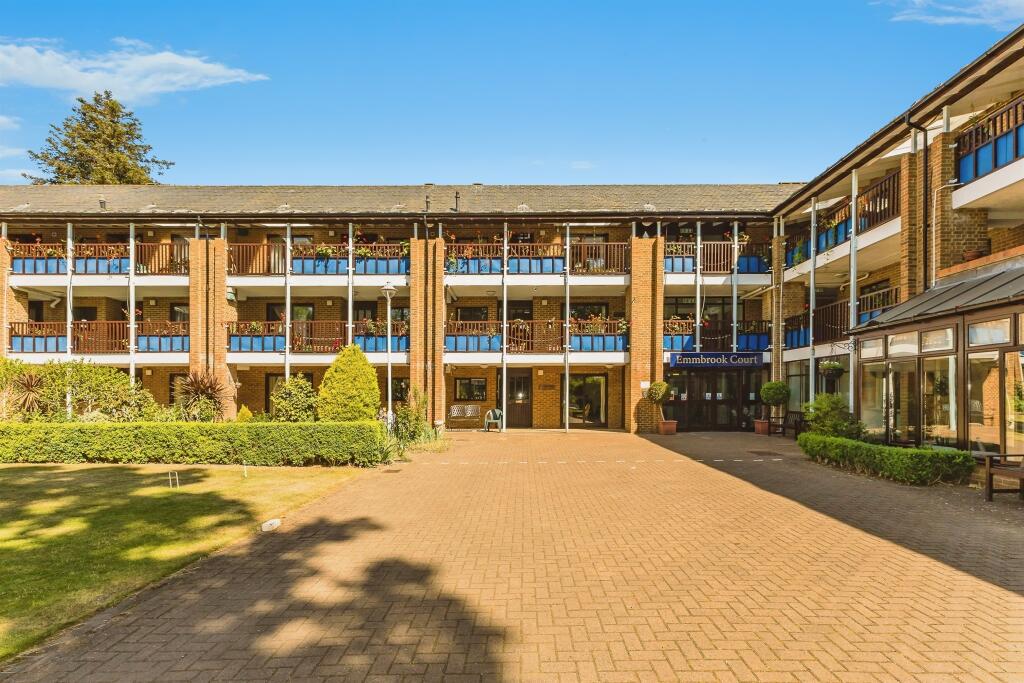 Main image of property: Emmbrook Court, Reading