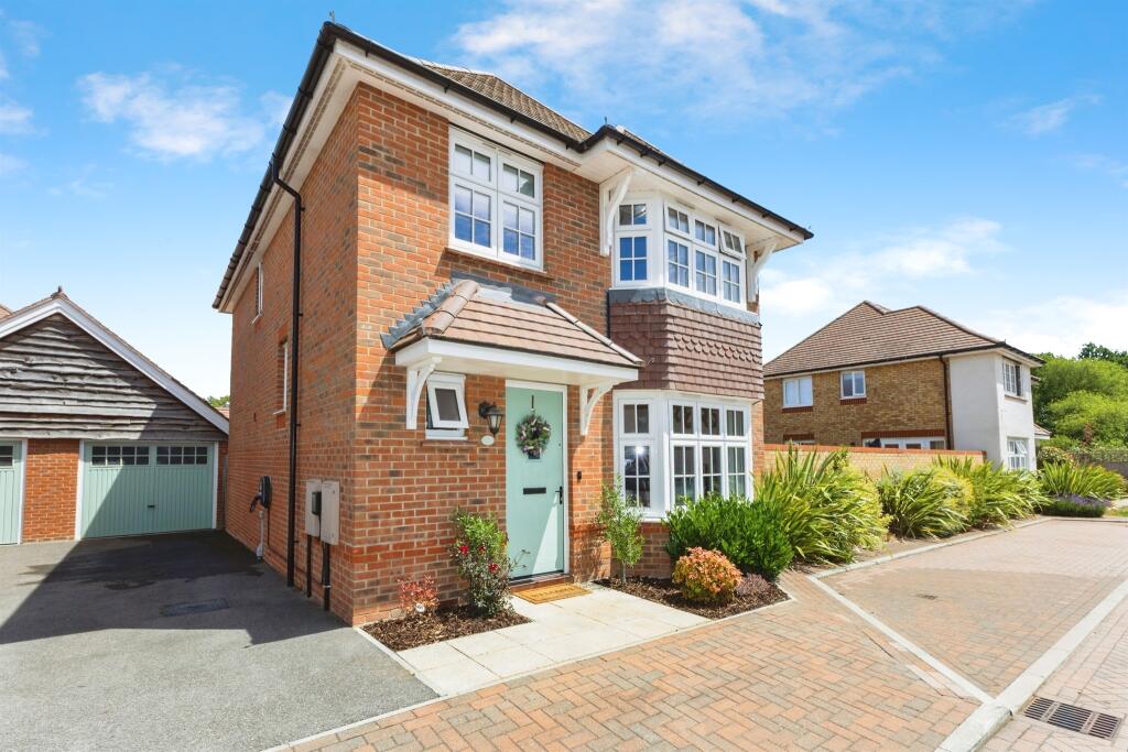Main image of property: Orwell Drive, Arborfield Green, Reading