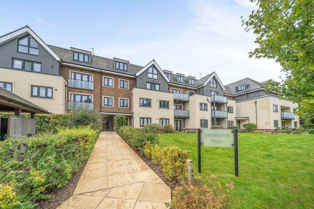 1 bedroom apartment for sale in Institute Road, Taplow, Maidenhead, SL6