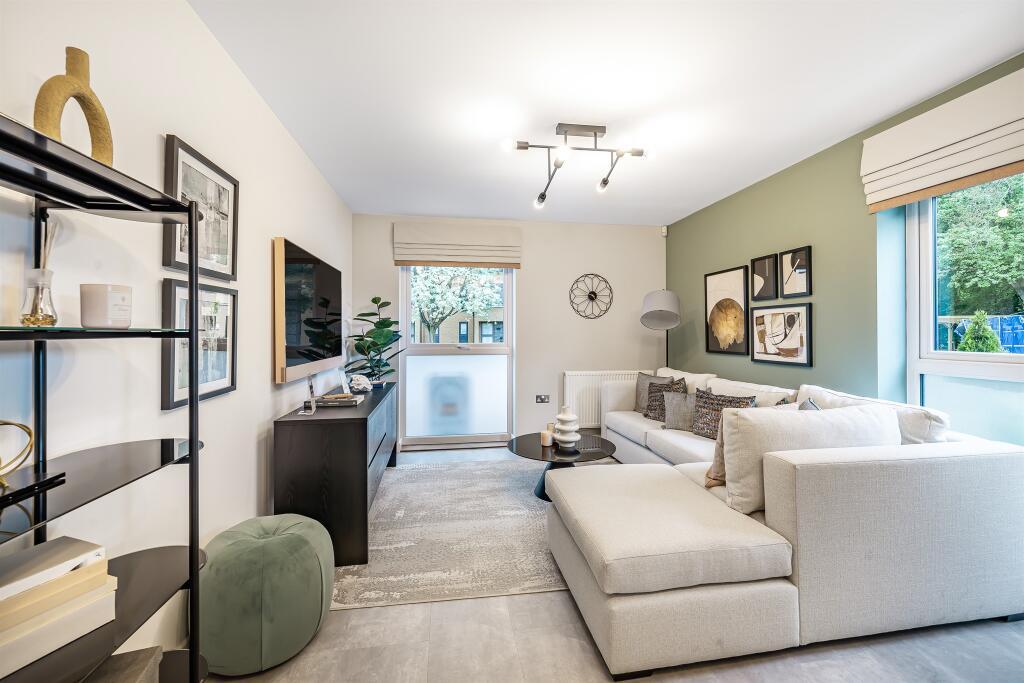 2 bedroom apartment for sale in Walk, Park