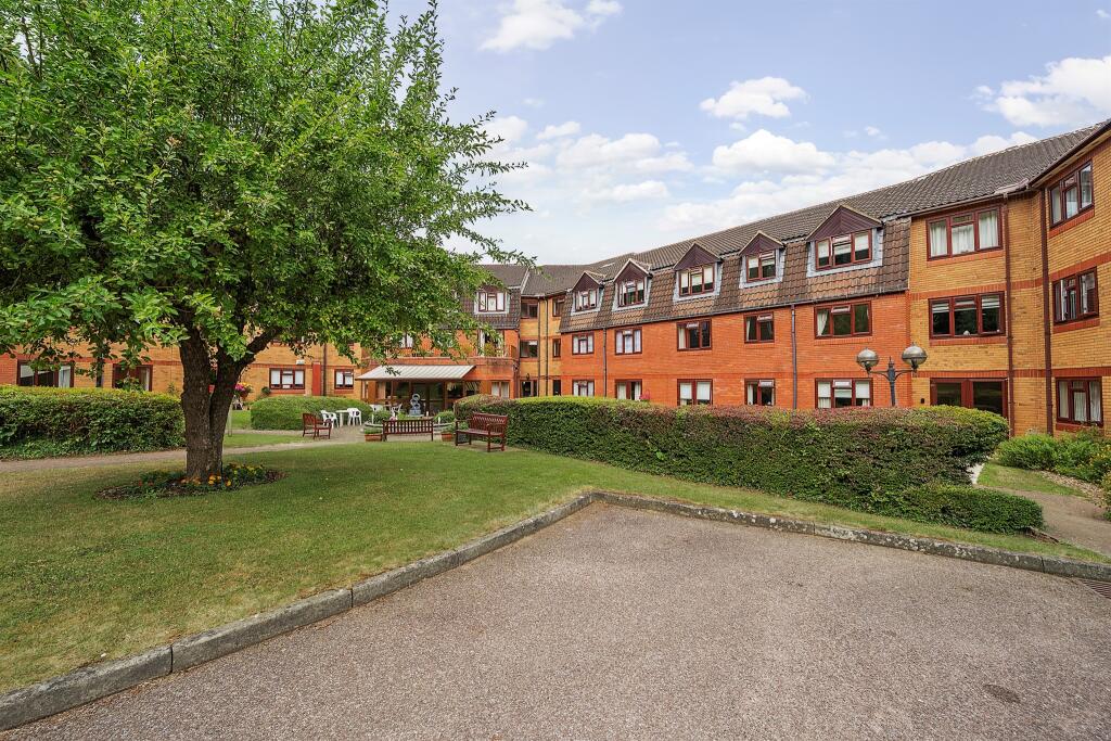 Main image of property: Shoppenhangers Road, Maidenhead