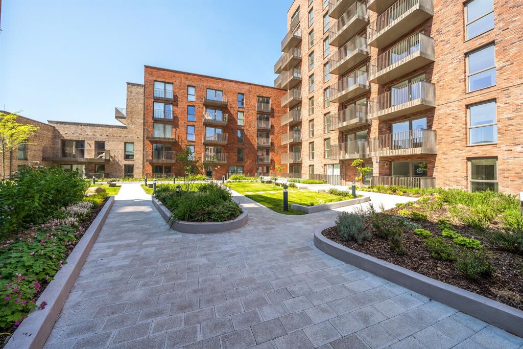 Main image of property: Moorbridge Road, Maidenhead