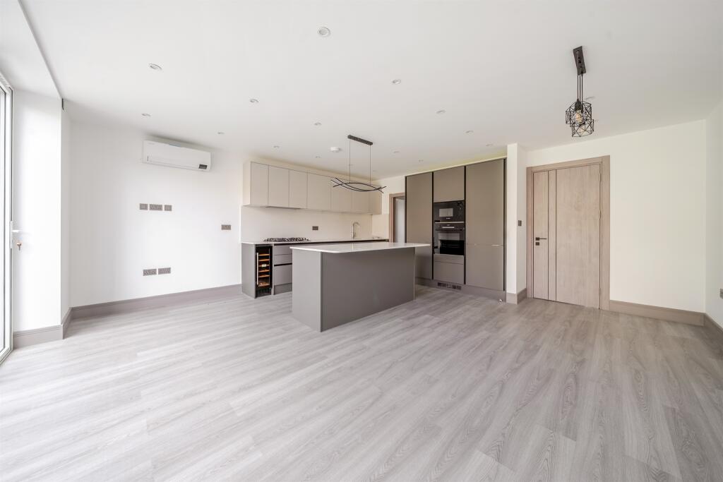 Main image of property: Courthouse Road, Maidenhead