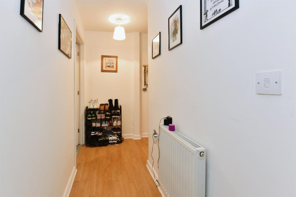 1 bedroom apartment for sale in White Horse Way, Devizes, SN10