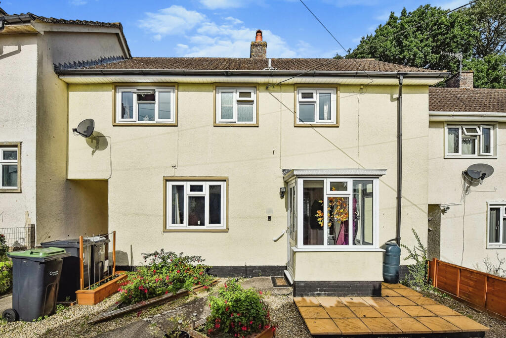 3 bedroom terraced house for sale in Eastfield, West Lavington, Devizes