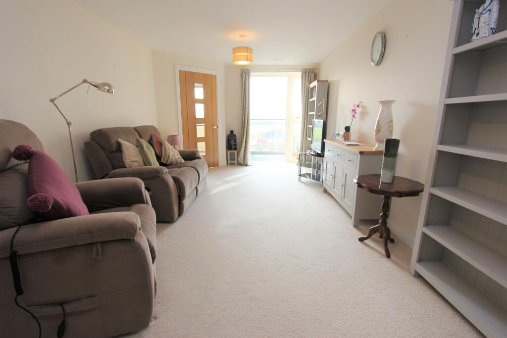 1 bedroom apartment for sale in Greenwood Way, Harwell, Didcot, OX11