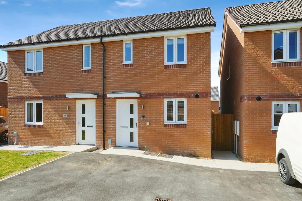 Main image of property: Northrop Gardens, Grove, Wantage