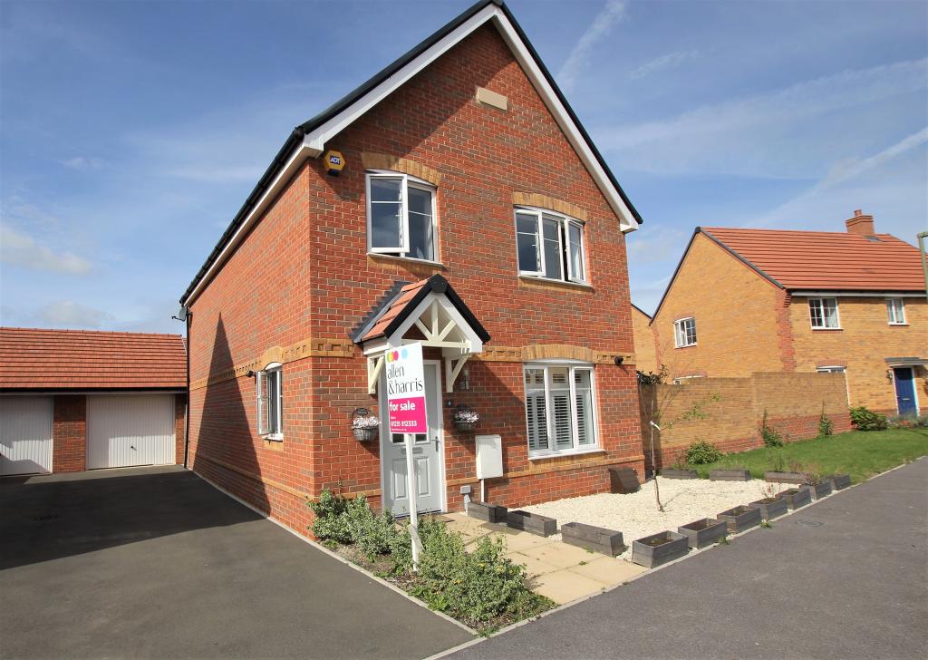 4 bedroom detached house for sale in Keats Drive, Harwell, Didcot, OX11