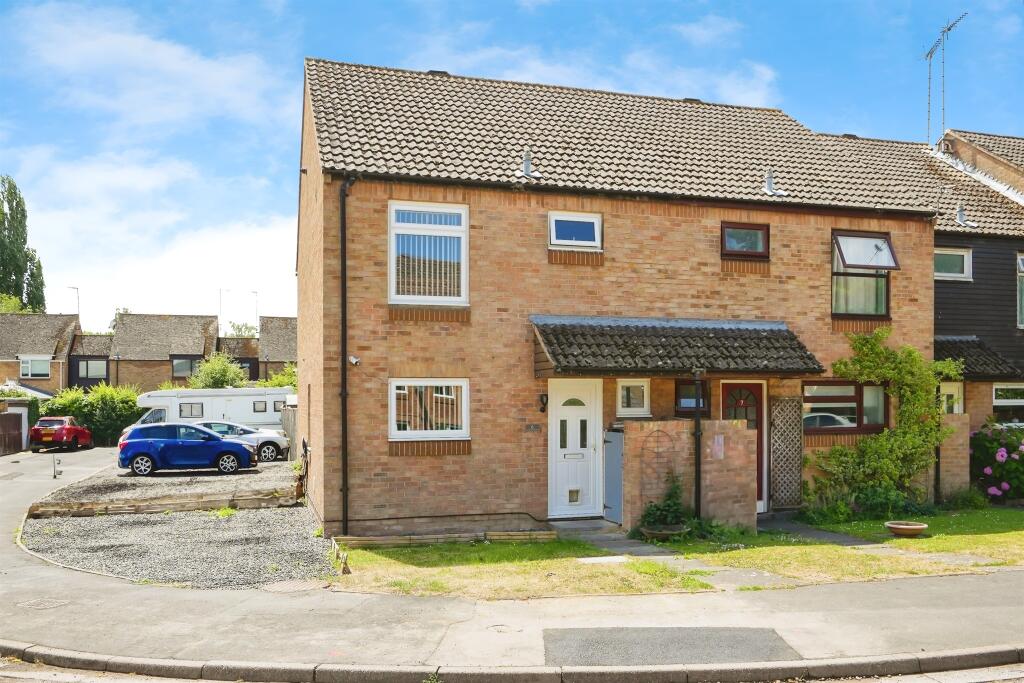 Main image of property: Liddiard Close, Wantage