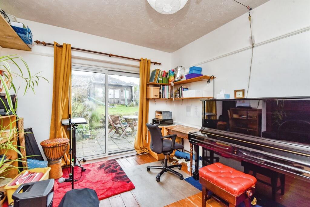 Additional property image - Rodden Road, Frome