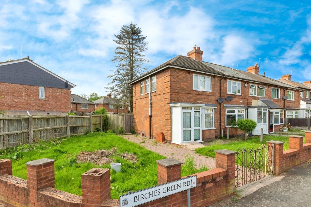 2 bedroom end of terrace house for sale in Birches Green Road