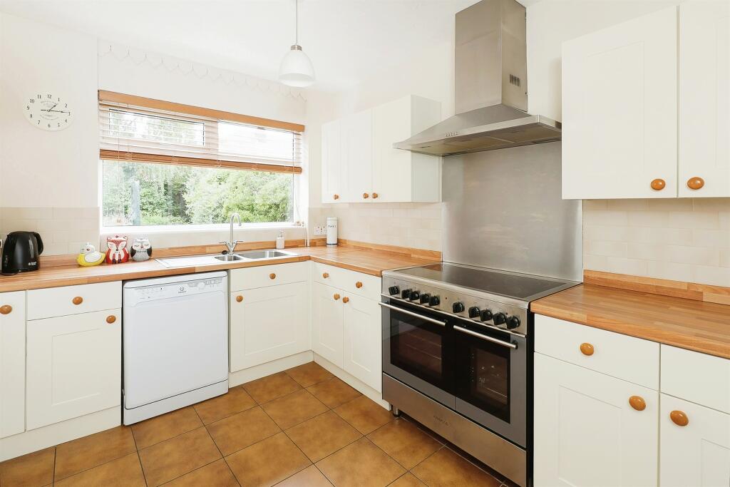 Additional property image - Chester Road, Castle Bromwich, Birmingham