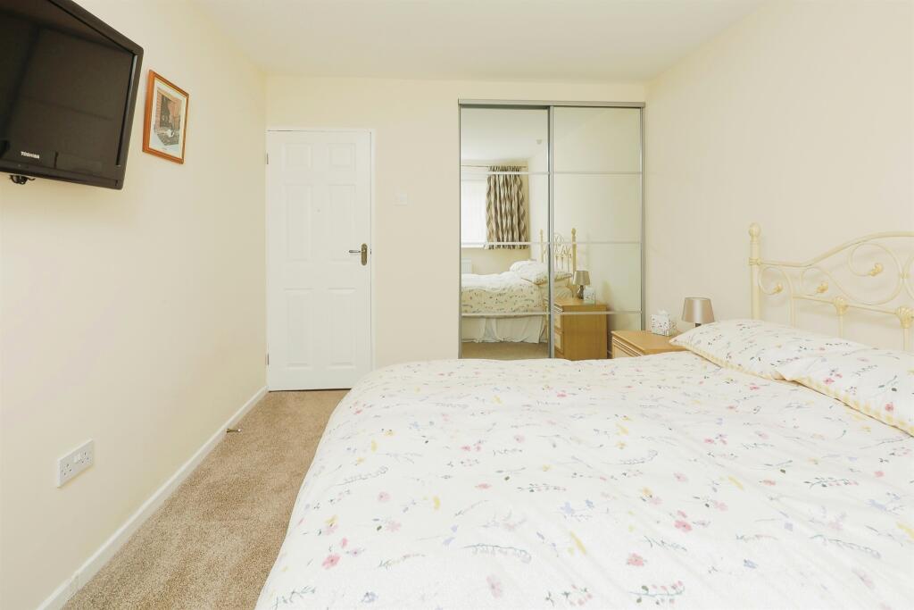 Additional property image - Mill Crescent, Kingsbury, Tamworth