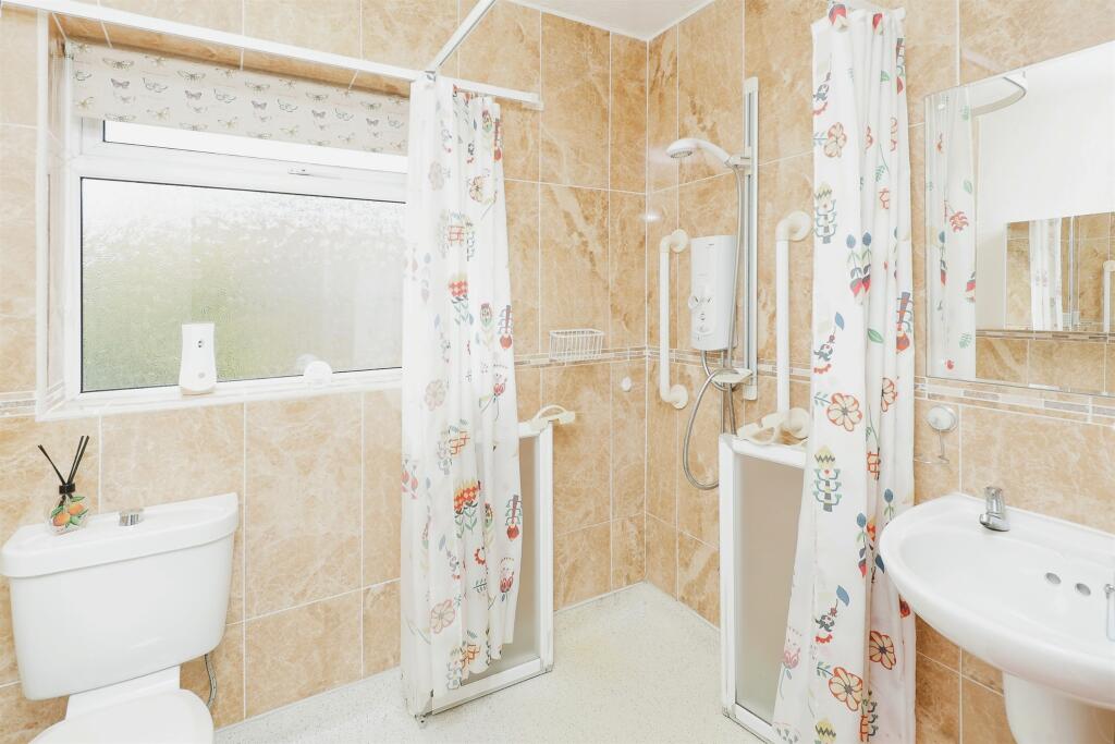 Additional property image - Mill Crescent, Kingsbury, Tamworth
