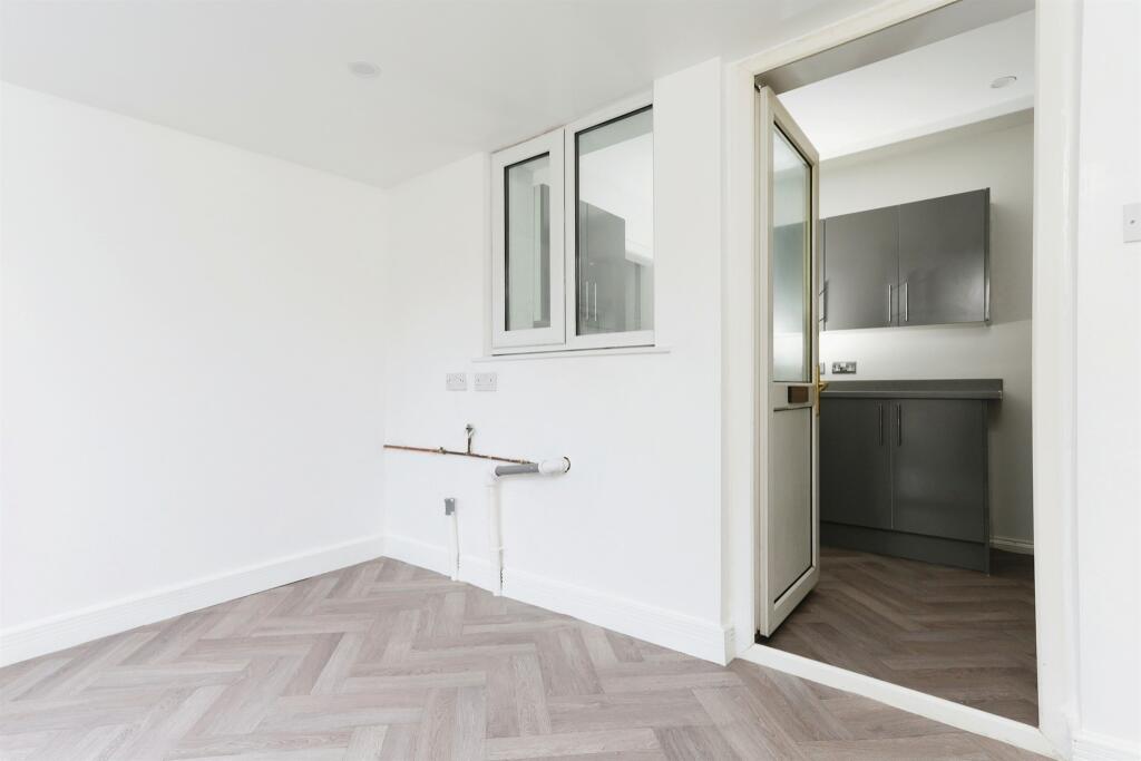 Additional property image - South Roundhay, Birmingham