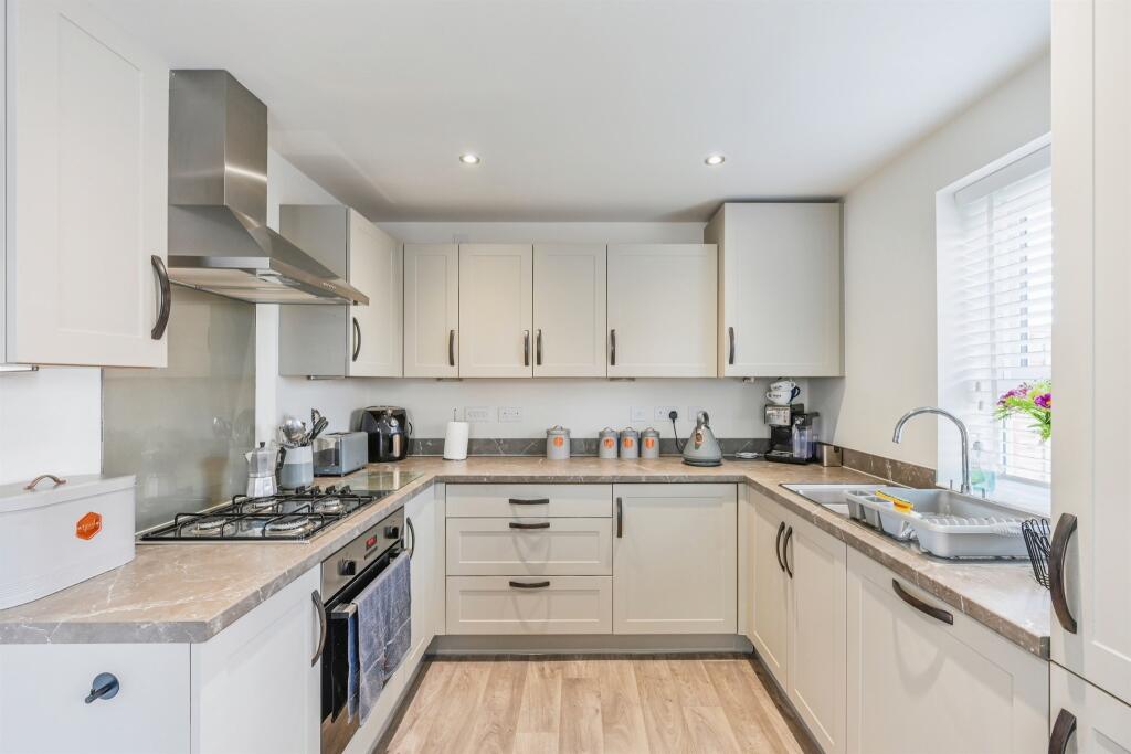 Additional property image - Hedley Close, Tamworth