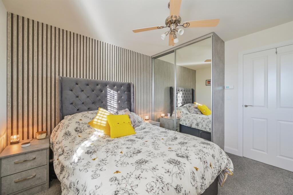 Additional property image - Hedley Close, Tamworth