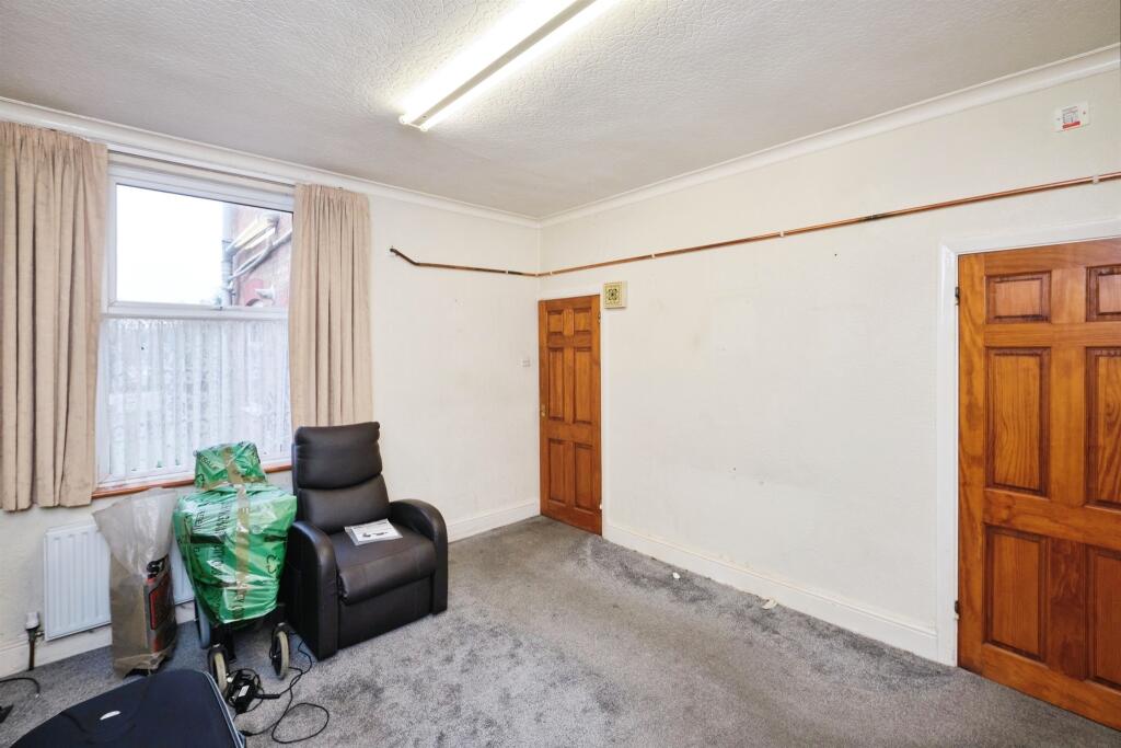 Additional property image - Deakins Road, Birmingham