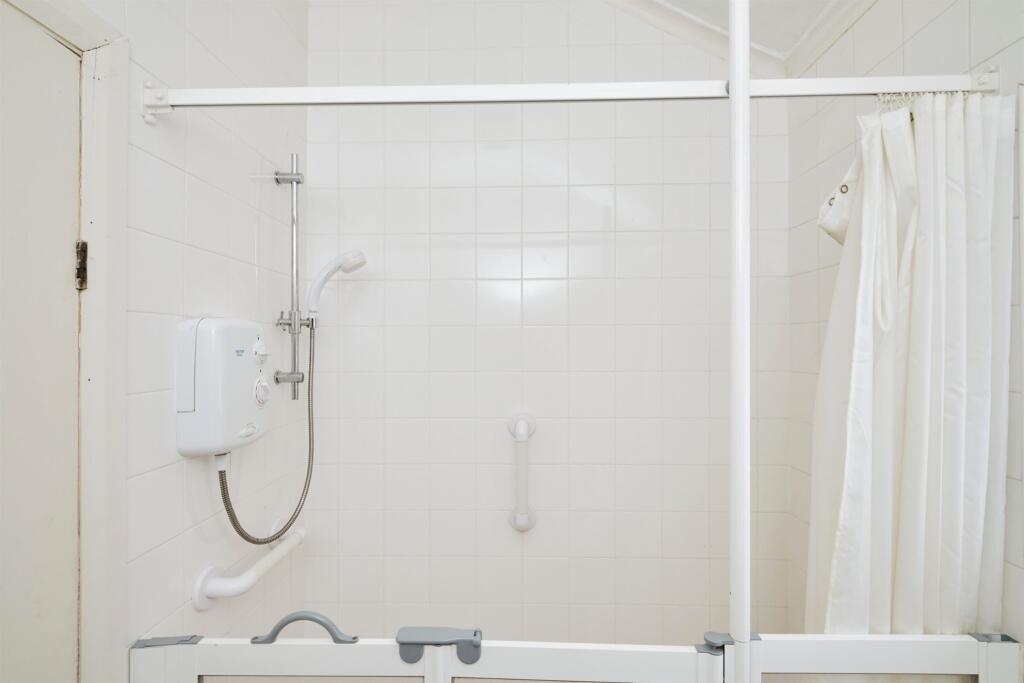 Additional property image - Deakins Road, Birmingham