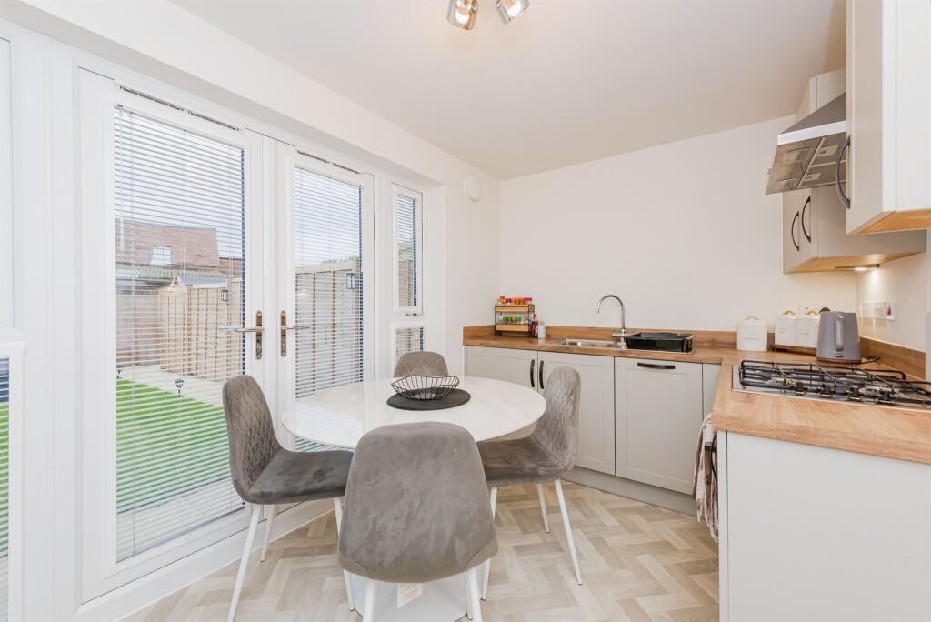 Additional property image - Dashwood Close, Tamworth