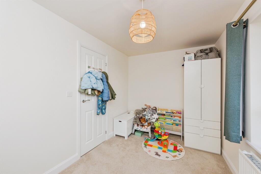 Additional property image - Dashwood Close, Tamworth