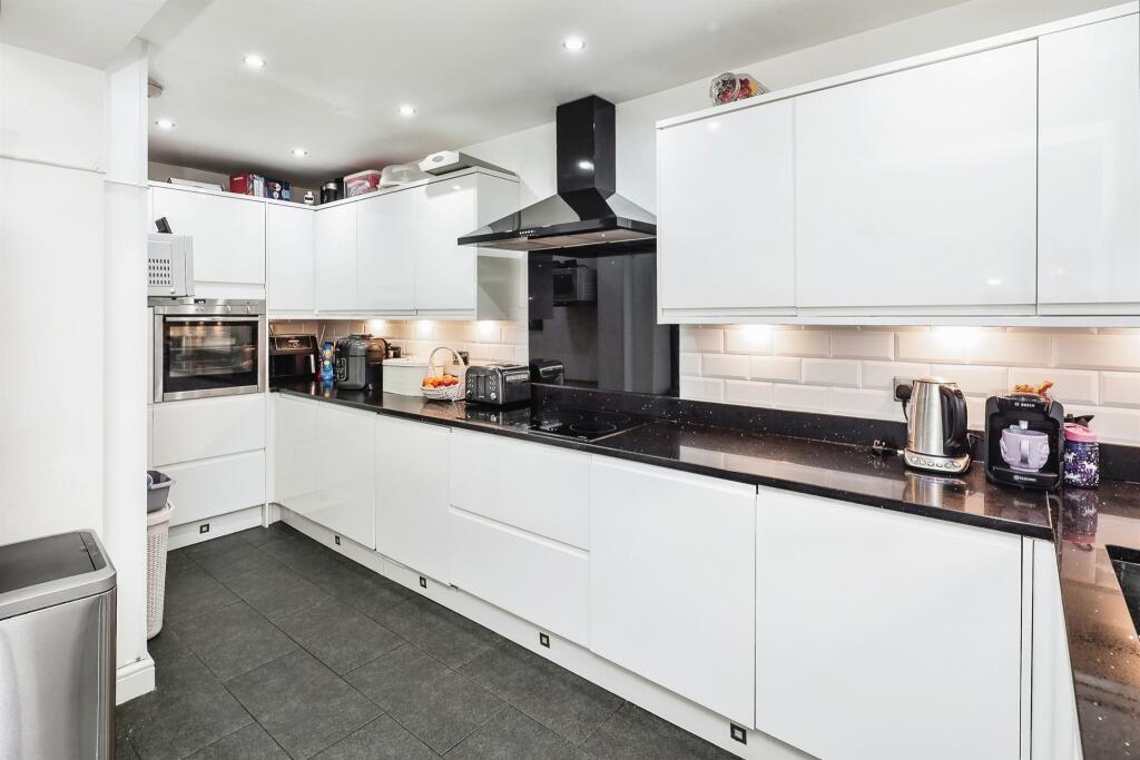 Additional property image - Woodford Avenue, Birmingham
