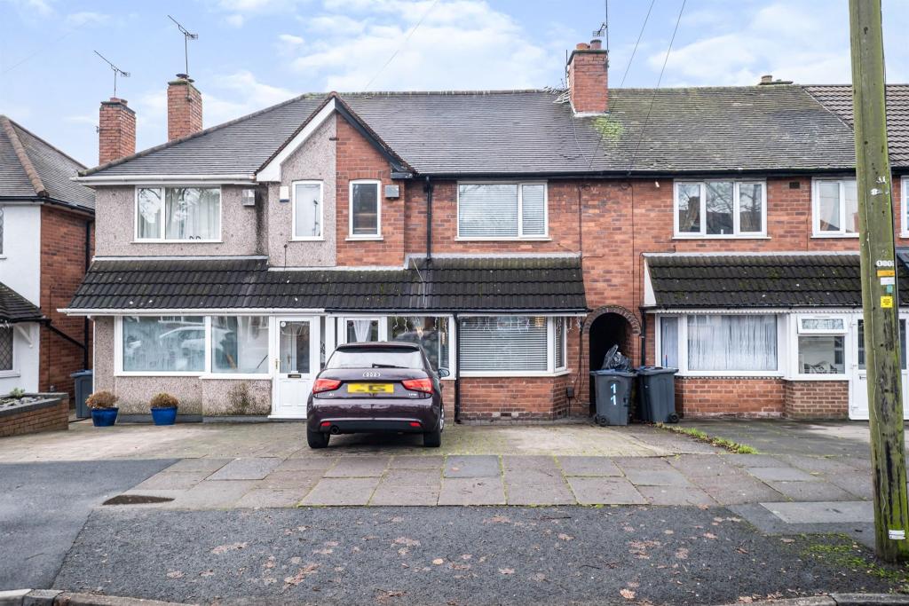 3 bedroom terraced house for sale in Grindleford Road, Birmingham, B42