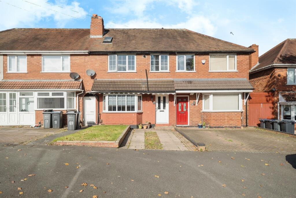 4 bedroom terraced house for sale in Sterndale Road, Birmingham, B42