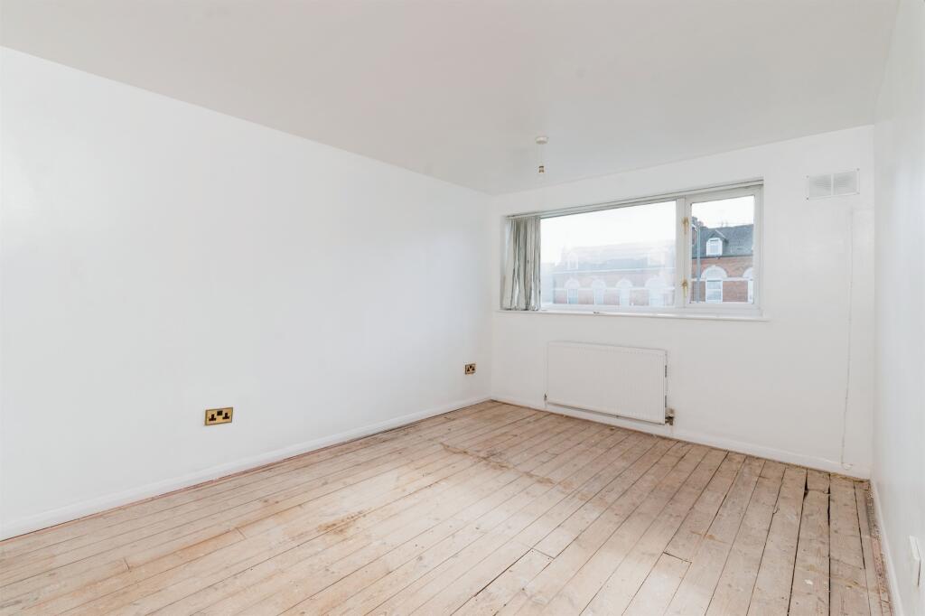 Additional property image - Trinity Road, Birmingham