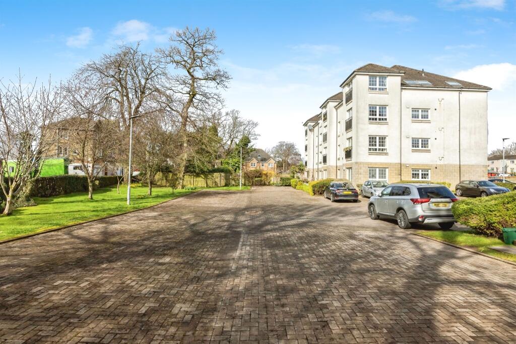 2 bedroom flat for sale in Braid Avenue, Cardross, Dumbarton, G82