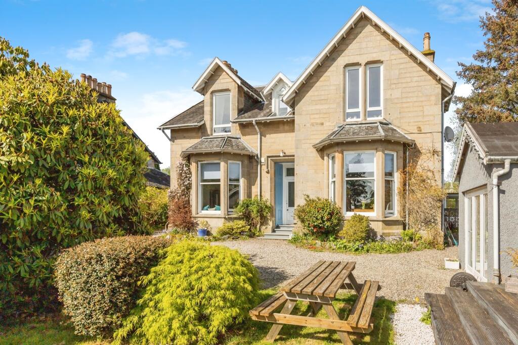 3 bedroom flat for sale in Havelock Street, Helensburgh, G84