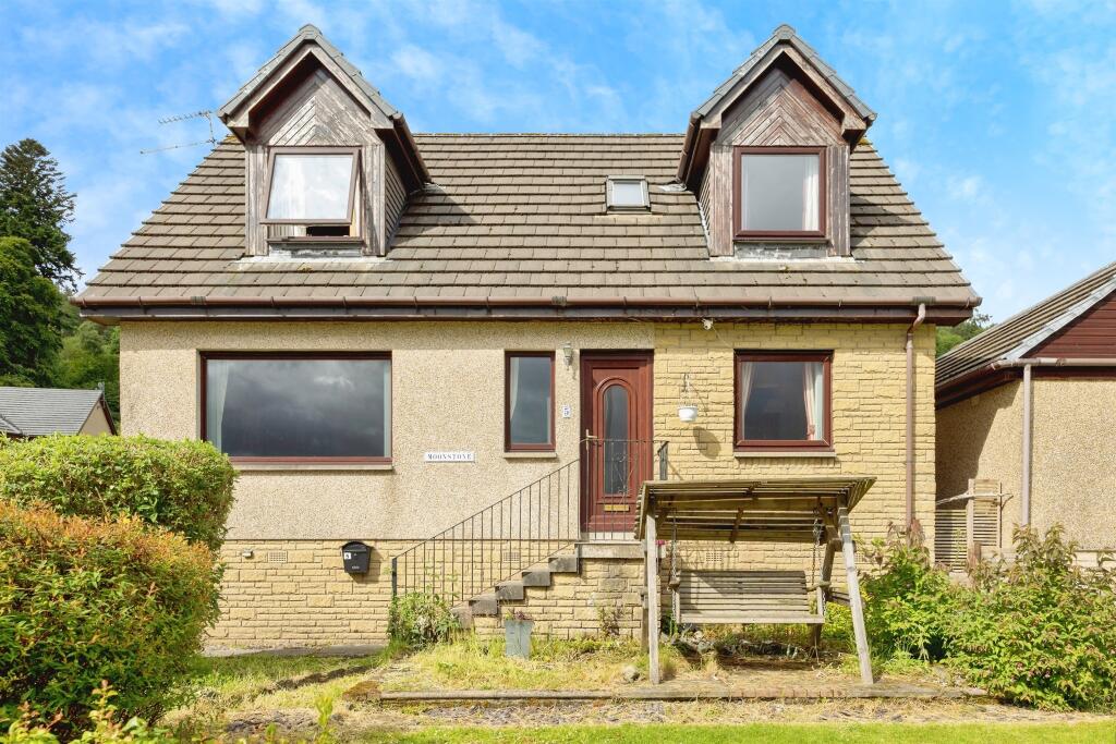 Main image of property: Brookend Brae, Clynder, Helensburgh