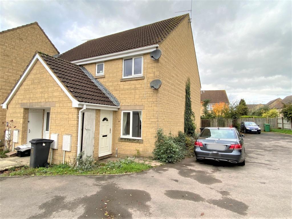 1 bedroom for sale in Drift Close, Cirencester, GL7