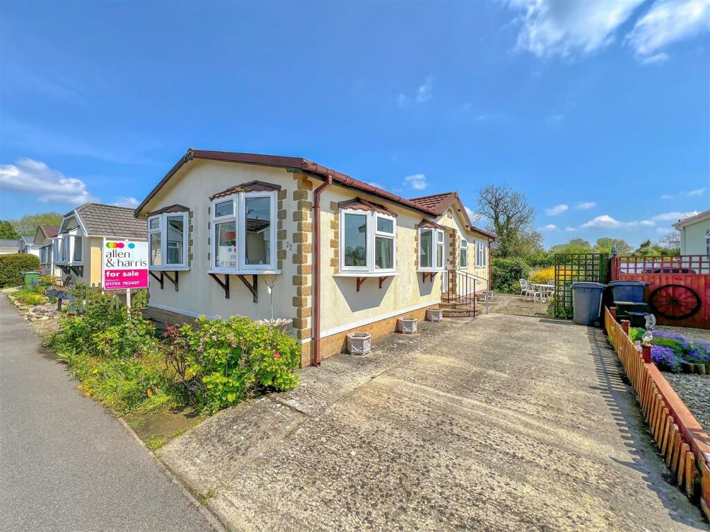 2 bedroom park home for sale in Russett Avenue, St. Johns Priory