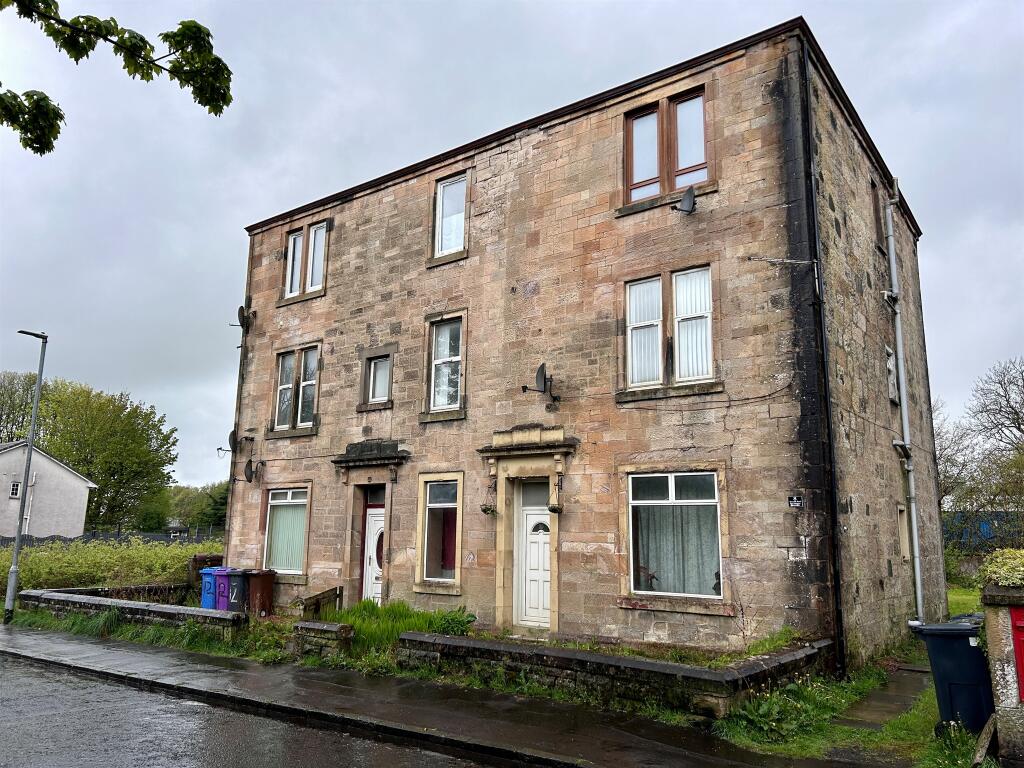 2 bedroom flat for sale in Knoxville Road, Kilbirnie, KA25