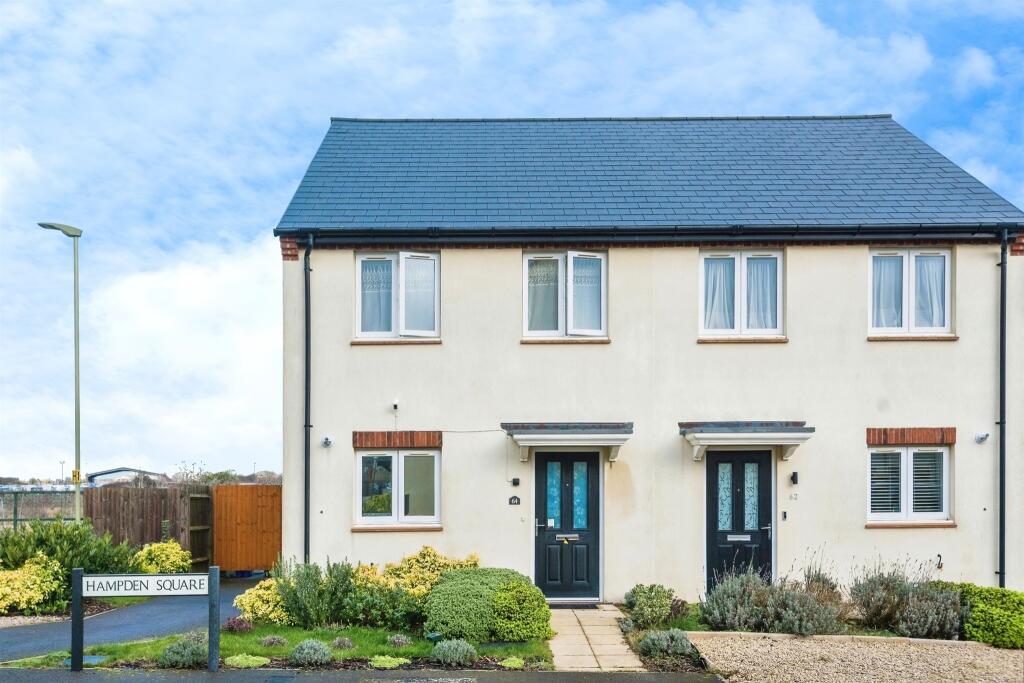 2 bedroom semidetached house for sale in Hampden Square, Heyford Park